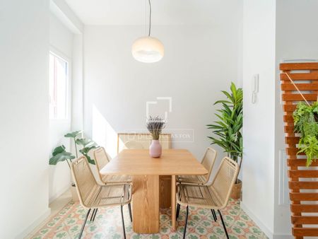 Excellent 2 Bedroom apartment for rent in Ruzafa, Valencia - Photo 3