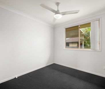 EXCELLENT FAMILY HOME WITH SHED - Photo 4