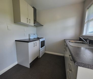 Kingston Flat - Photo 3