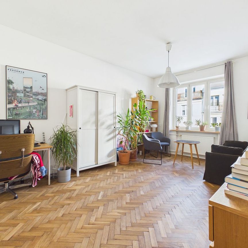 Jasne, wysokie, zwierzolubne obok metra Pole Mokotowskie - Photo 1