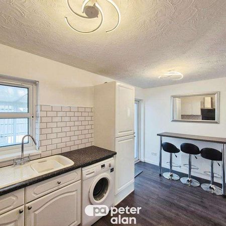 Rowan Tree Avenue, Baglan, Port Talbot, SA12 - Photo 2