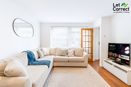 2 bedroom semi-detached house to rent - Photo 2