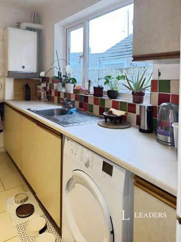 3 bedroom terraced house to rent - Photo 3