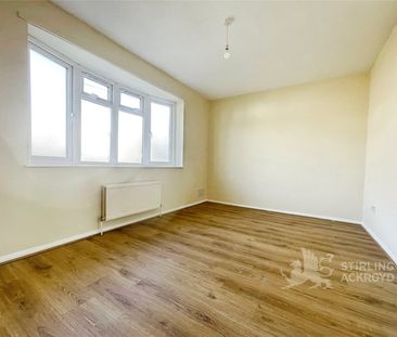 Kings Road, Egham, Surrey, TW20 9BN - Photo 4