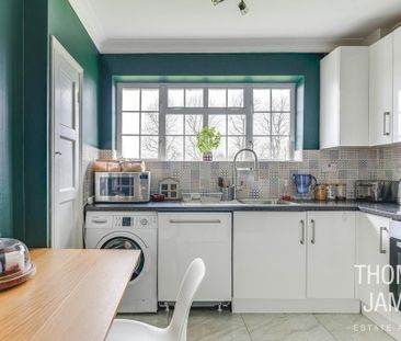 3 bedroom flat to rent - Photo 6