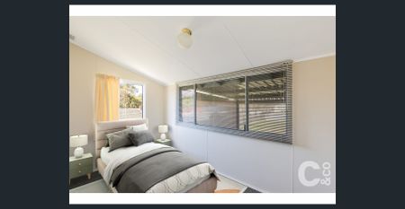 Neat & Tidy Medina Cottage! - Photo 5