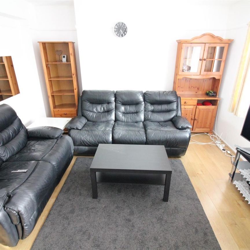 Church Lane, Kingsbury, London - Photo 1