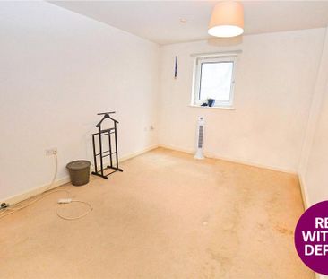 2 bedroom flat to rent - Photo 2