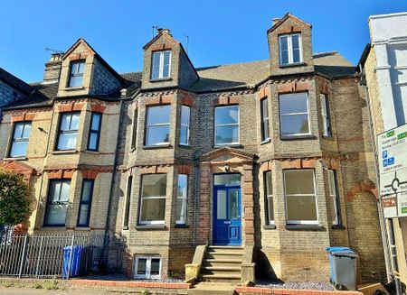 1 bedroom flat to rent - Photo 2