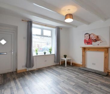 2 bedroom terraced house to rent - Photo 2