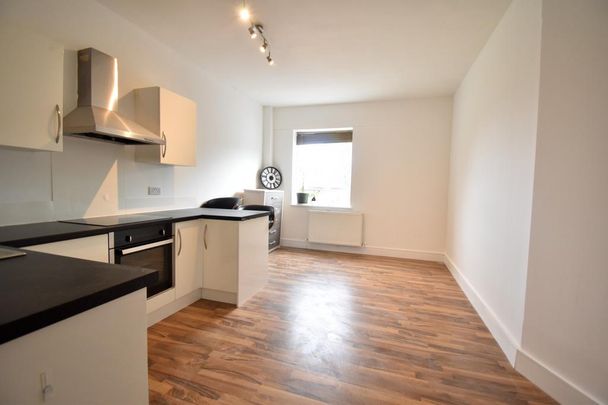 1 bedroom flat to rent - Photo 1