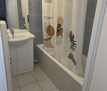 BONNEVILLE – APPARTEMENT 49.47m2 – 2 pièces - Photo 2