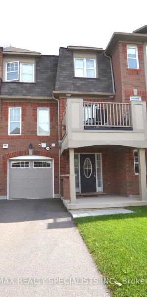 562 PHARO POINT - Photo 2