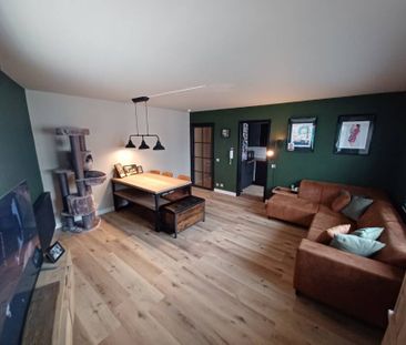 Volledig gerenoveerd appartement met 2 kamers en garage in centrum ... - Photo 3