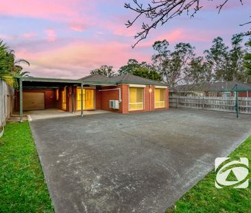 THREE BEDROOM HOME IN COURT LOCATION - Photo 3