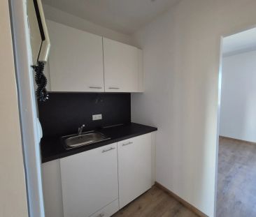 **Sanierte 1-Zimmer-Wohnung in der Mariatroster Straße** - ab 15. D... - Photo 6