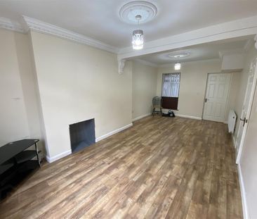 8 Clonavon Avenue, BT62 3AE, Portadown - Photo 1