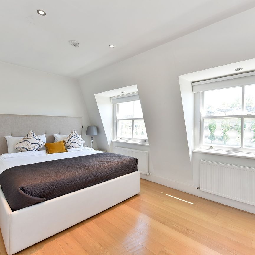 Queens Gate, London, SW7 - Photo 1