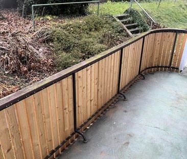 Renovierte 3 - Zimmer Wohnung mit Balkon in zentraler Lage! - Photo 1