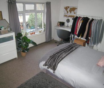3 bedroom terraced house to rent - Photo 6