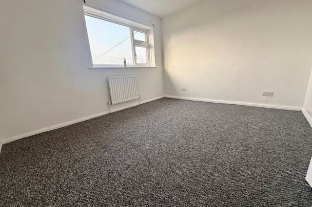 Castleford Road - Photo 1