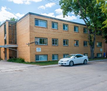 Hallmark Apartments - Photo 1