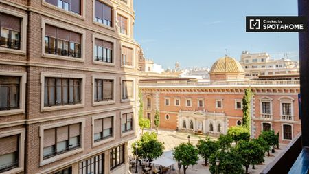 valencia, Valencian Community 46002 - Photo 2