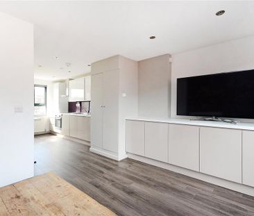 1 bedroom flat to rent - Photo 6