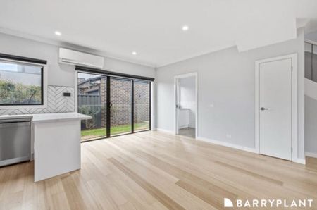 Sunshine North - Photo 2