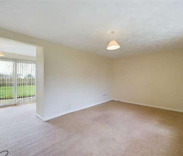 Church Meadow, Barton Mills, IP28 - Photo 2