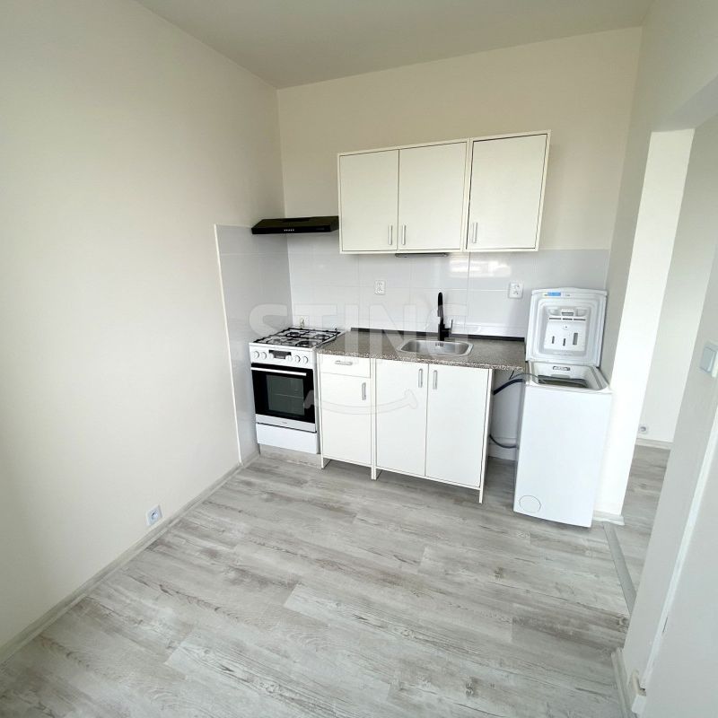 Pronájem bytu 2+1 42 m², Pekařská , Opava - Photo 1