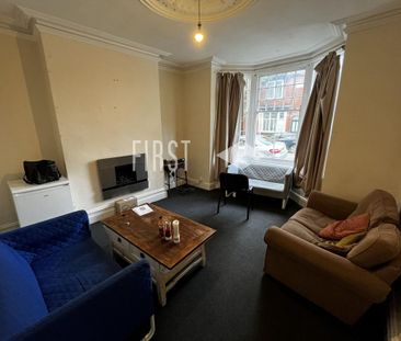 4 bedroom terraced house to rent - Photo 1