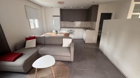 Alquiler de piso en Paseo del Pan Triste, 23 - Photo 2