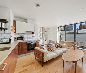 2 bedroom maisonette to rent - Photo 2