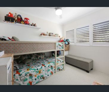 Waterfront Ground-Floor Living in the Heart of Burleigh Waters - Photo 4