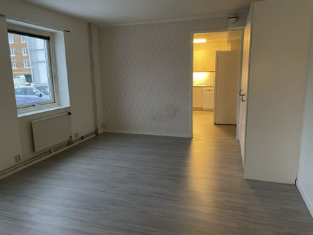 Rymlig 1:a Centralt - Foto 2