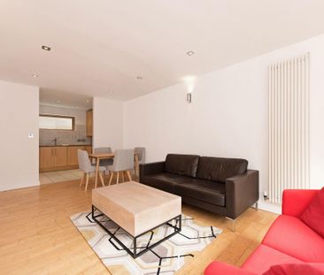 3 bedroom apartment to rent - Photo 2