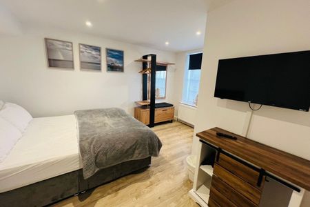 Marine Parade - Photo 3