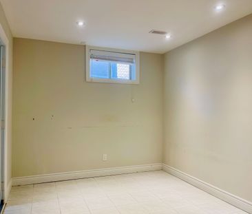 For Lease - 16 Rustic Road Unit# Lower, Toronto, Ontario - Photo 6