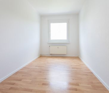 Hier wirst du dich wohlfühlen - 3-Raumwohnung mit Einbauküche - Photo 3