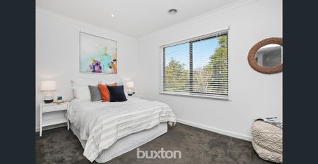 SPACIOUS FAMILY HOME IN PRIME HIGHETT POCKET! - Photo 3