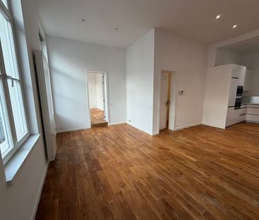 Quartier EU - Magnifique Duplex - NON MEUBLE -2 chambres avec Pisci... - Photo 5