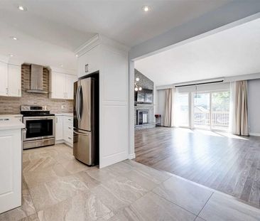 For Lease - 378 Taylor Mills Drive, Richmond Hill, Ontario - Photo 1