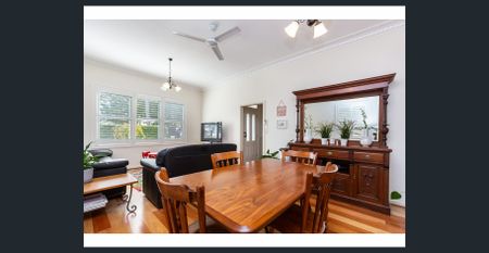 Relaxed living with great outdoor space - Photo 2