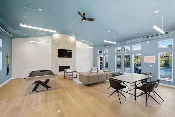 For Lease - 19A West Street Unit# 303, Kawartha Lakes, Ontario - Photo 1