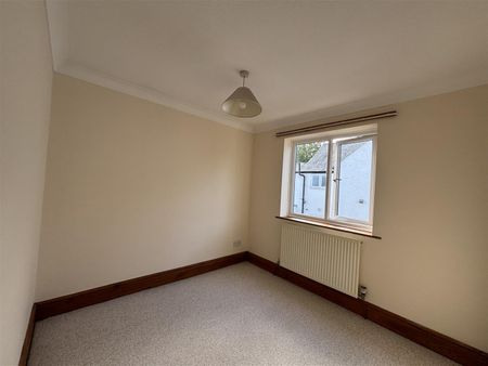 To Let 3 Bed House - Detached New Brighton Road, Sychdyn, Mold £1,100 pcm - Photo 3