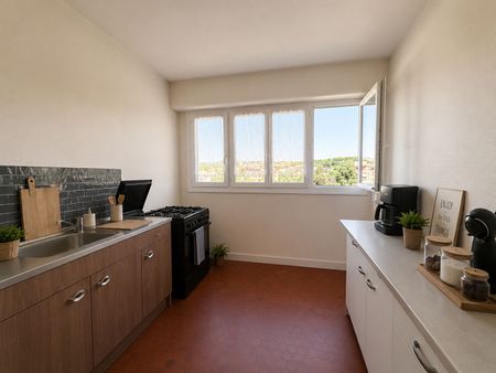 Location Appartement 3 pièces 63m² - Photo 4