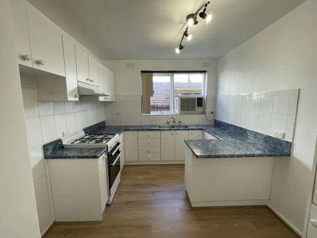 “Ground Floor Apartment” - Photo 5