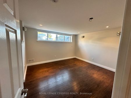 For Lease - 546 Sherin Drive, Oakville, Ontario - Photo 4