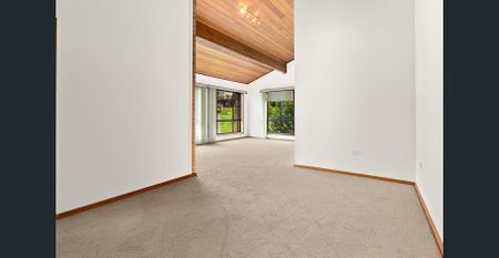 Spacious Family Living with Flexible Floor Plan in Prime Coniston Location - Photo 3